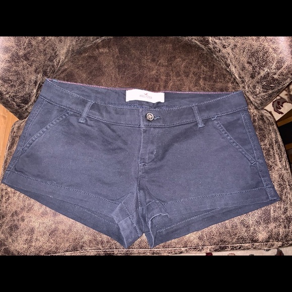 Hollister Pants - Women’s Navy Hollister Shorts Size 5